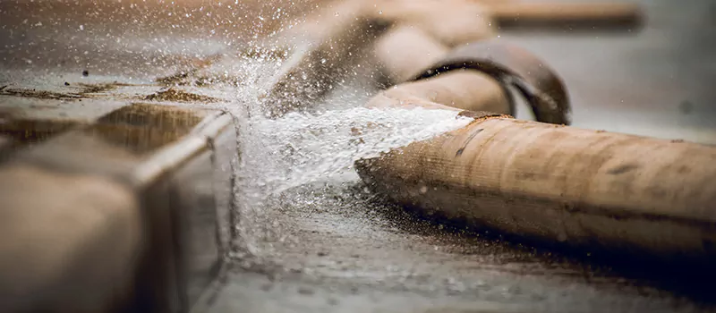 Fix Leaking Pipe in Dundas, Hamilton