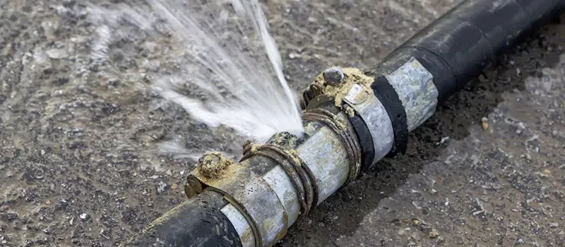 Underground Water Main Break Repair Experts in Dundas, Hamilton